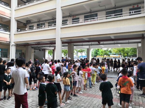 安全乘車 珍愛生命 翠景東方小學校車乘坐安全培訓 安全乘車 珍愛生命 翠景東方小學校車乘坐安全培訓