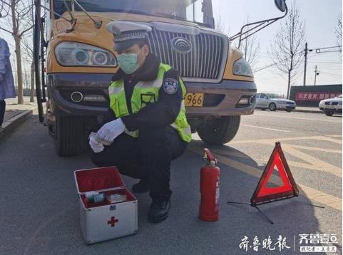 模擬開學！德州尚德小學開展疫情防控校車應(yīng)急演練