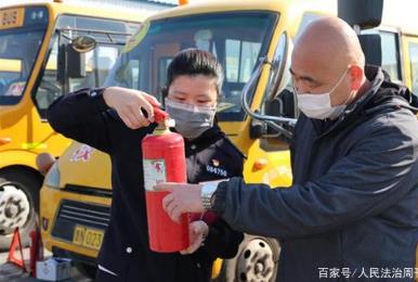 開學(xué)前,山東德州蜀黍在線忙 開學(xué)前,山東德州蜀黍在線忙