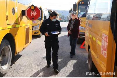開學(xué)前,山東德州蜀黍在線忙 開學(xué)前,山東德州蜀黍在線忙